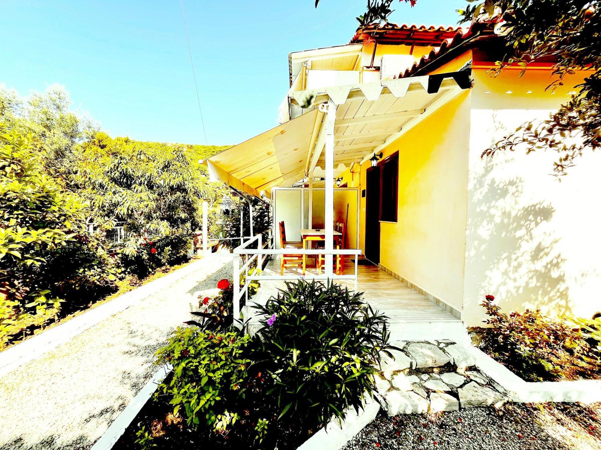 Garden Rooms Himarë Eksteriør billede