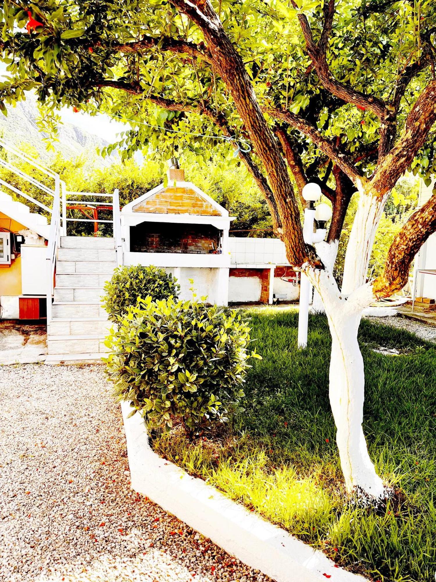 Garden Rooms Himarë Eksteriør billede